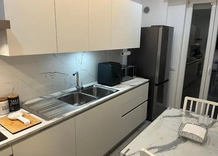 Metro A Domus Acquedotti *